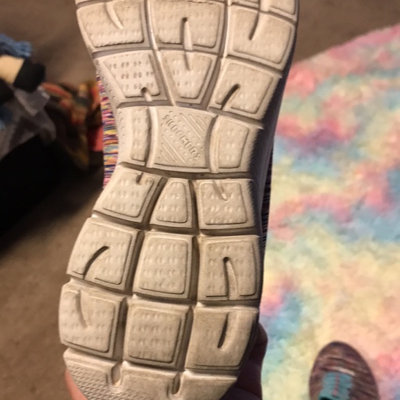 Rainbow Skechers - Picture 2 of 3